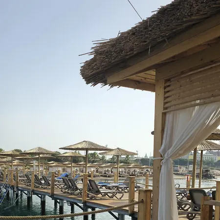 Ducale Lara Otel